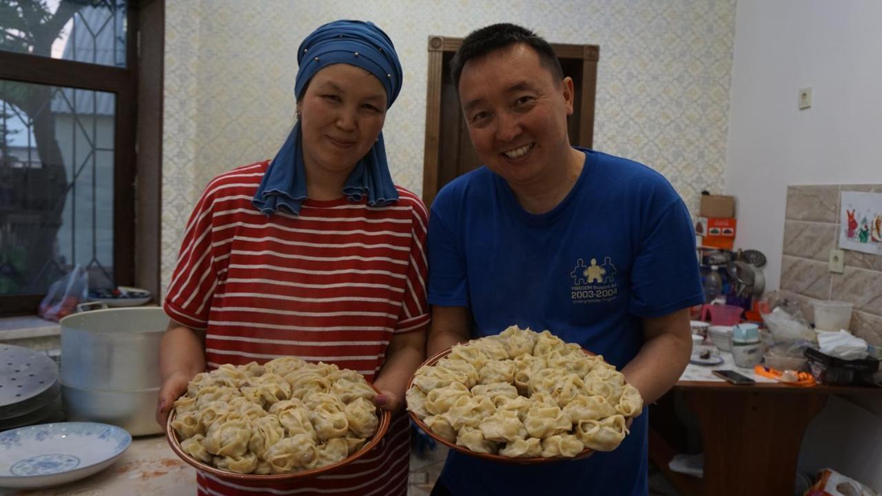Kurak Homestay Bishkek Exterior foto